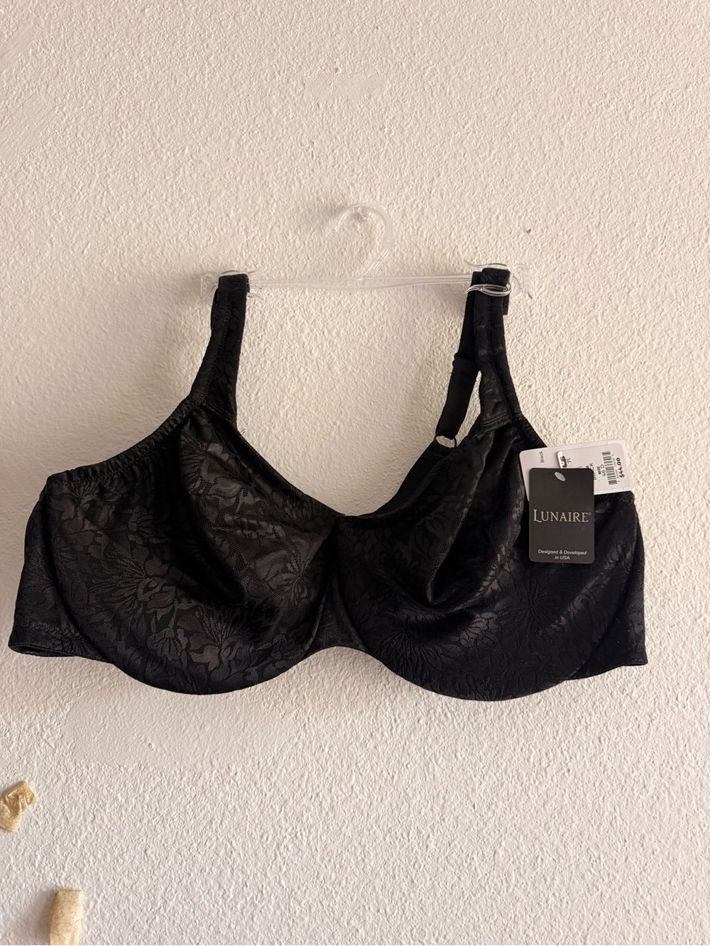 Bra Lunaire Black Lace Underwire Bra — Supportive Everyday Comfort size 46D